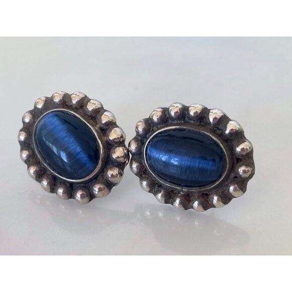 Vintage Mexican Sterling Silver Blue Cat Eye Earrings - Picture 2 of 10